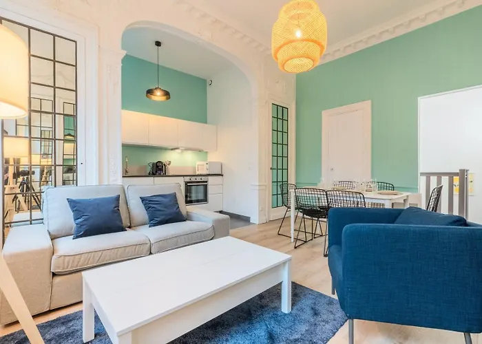 3 Bedroom Duplex Apartment, City Center