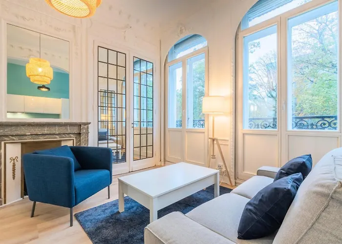 3 Bedroom Duplex Apartment, City Center